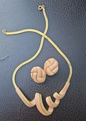 Trifari Pink Gold Swirl Necklace With Clip On Earrings