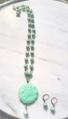 VINTAGE ART NOUVEAU LADY CAMEO URANIUM PENDANT GLASS BEAD NECKLACE SET OOAK GLOW