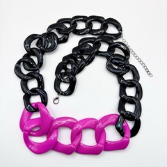 Vintage Lucite Acrylic Statement Necklace Chunky Pink Black Retro Y2K 26-28”