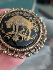 Damascene VTG Astrology Pin Jewelry Taurus Bull Cameo Brooch Animal Art