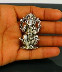 925 sterling silver Gorgeous Lord Ganesha statue, figurine, puja article su213
