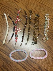 19 Vintage Beaded Necklaces & Bracelets- Lot 1 (Various Styles, Colors & Clasps)