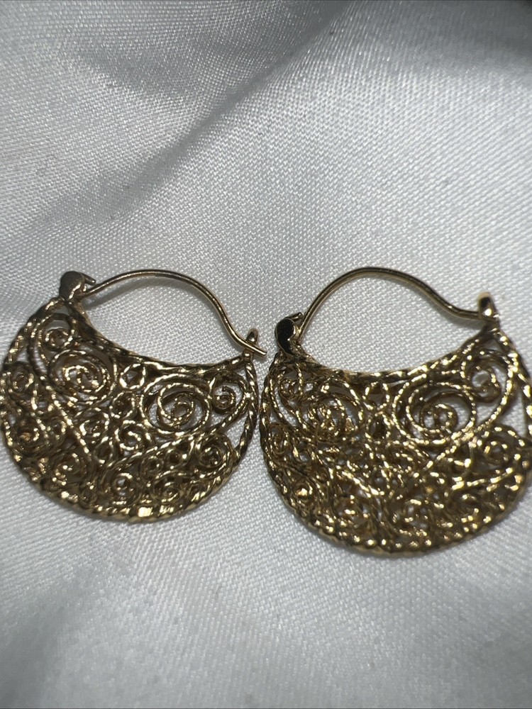 Sale Metropolitan Museum Of Art E-W Byzantine Gold Plated Pierced Earrings