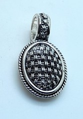 Vintage unique design style silver Tone oval shape Pendant charm fashion jewelry