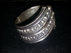 Old Signed Taxco Sterling Silver Clamper Repousse Cuff Bracelet Mexico