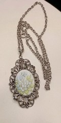 Vintage Floral Cameo Pendant Necklace Transferware Porcelain 23.5″ Silver Tone