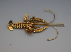 VINTAGE MOVING TAIL LARGE LOBSTER BROOCH CRYSTAL RHINESTONE FIGURAL 4.25″