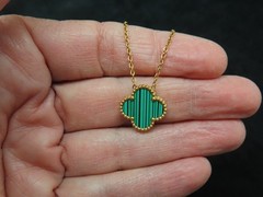 Vintage 18kt Gold Plated By “JY” Clover Pendant/Necklace