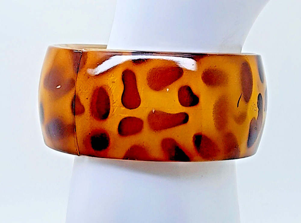 B001 Leopard Animal Print Acrylic Cuff 1.35″ Wide fashion jewelry Bracelets