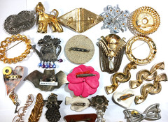 Modern, Vintage Unsigned Brooch Lot of 33 Pieces (Group B)