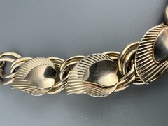 Vintage Collar Necklace Gold Tone Leaf Link Textured Layered Chunky Retro 16″
