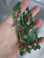 Vintage Green Glass Art Deco Bead 26″ Necklace