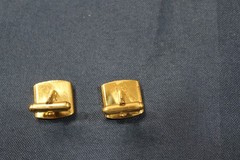 Collect Vintage Cufflinks Square Alloy Gold-Tone M.O.P. Signed Austria
