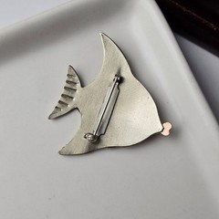 Vintage Modernist Abstract Fish Brooch Gold Copper Tone Textured Mid Century