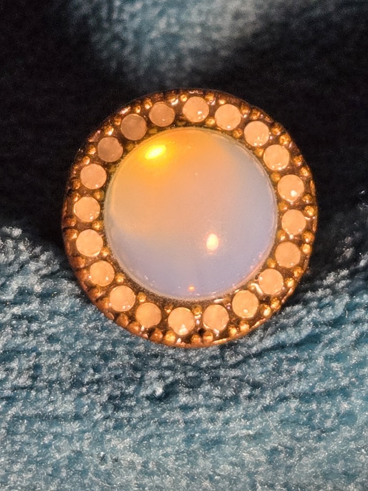 Vintage Avon Moon Glow Ring Opalescent Glass Halo Adjustable Comfort Sizer