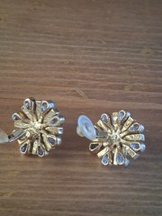 St. John Vintage Pearl Crystal Layered Clip-on Earrings Gold Tone