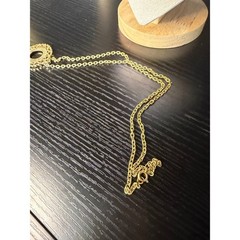 Vintage WLP Winard Gold Tone Heart Openwork Coin Frame Pendant Necklace 24 Inch