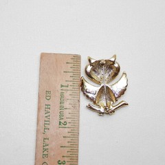 AJC Vintage MCM Mid Century Owl Brooch Gold Tone Wings Out Big Eyes Signed
