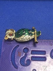 VTG GOLD TONE CLEAR RHINESTONES GREEN TWO TONES ENAMEL RED EYES OWL BROOCH PIN