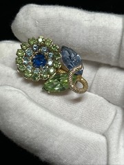 Vtg WEISS Signed Rhinestone Brooch Earrings Set Blue Green Floral Demi Parure