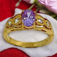 Vintage 1980s Ring Size 7 Lavender CZ Prong Set Gold Plated Band – 14J