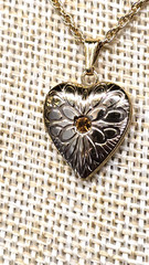 Avon Gold Tone Rope Chain Necklace w Heart Shaped Locket Amber Topaz Rhinestone