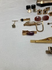 VTG Lot 35+ Pcs of Mens Cufflinks Tiebars-Pins-Clips-Swank Hickok Anson Kreisler