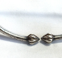 VINTAGE STERLING SILVER BANGLE WEST INDIES ISLAND POD CUFF BRACELET 16g