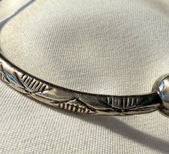 VINTAGE STERLING SILVER BANGLE WEST INDIES ISLAND BALL CUFF BRACELET 22g