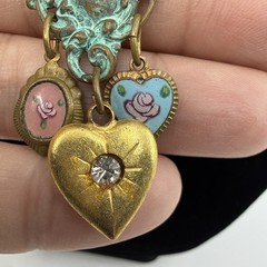 Vtg Charm Heart Floral Necklace Romantic Revival Shabby Chic Goldtone New Clasp