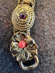 Gorgeous Vintage 1960’s GOLDETTE Gold Victorian Revival Slide Charm Bracelet