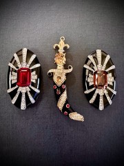 Vintage Ciner Mogul Sword Dagger Sheath 3 Pin Set, Unworn, Signed, Enamel, A+