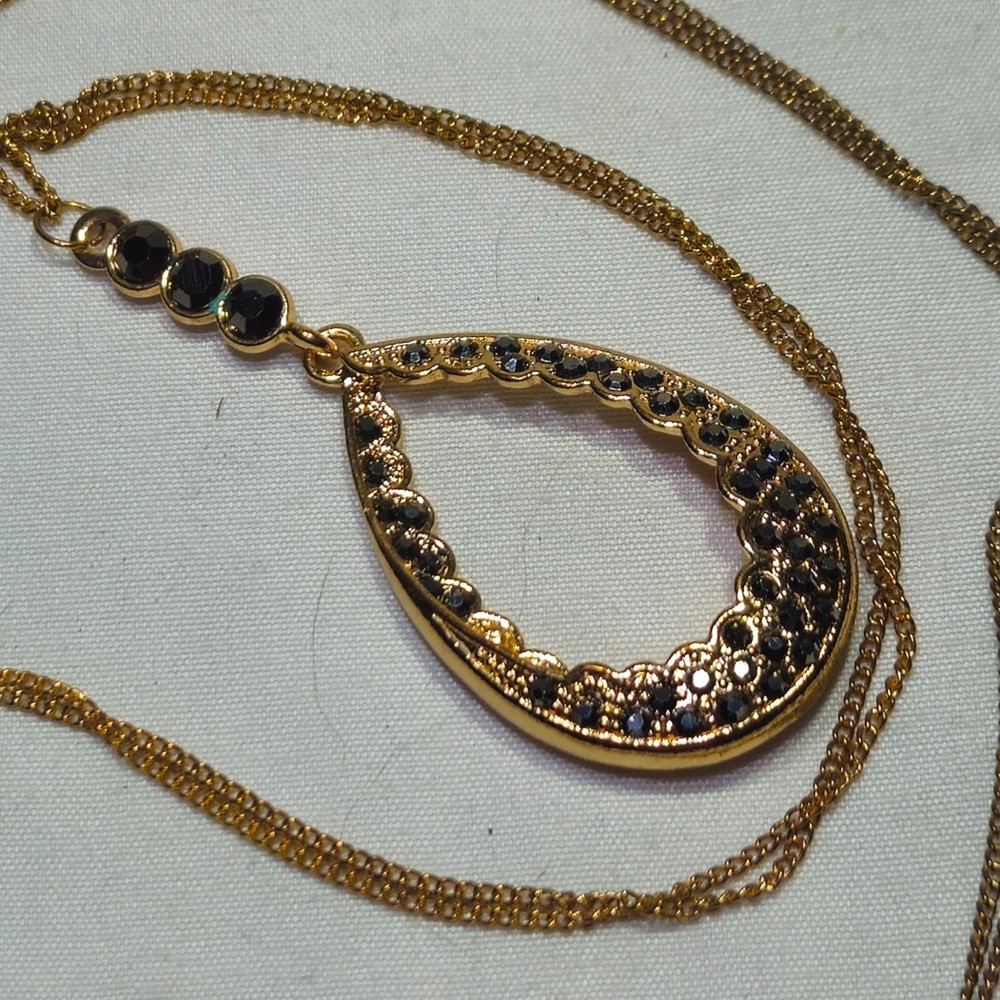 Gold Tone Black Color Rhinestone Tear Drop Pendant Necklace 16g 22″