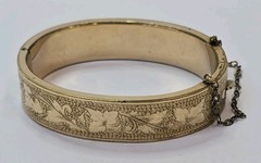 Victorian Gold Filled Hinged Bangle Bracelet 6″ Signed B&B 18.5 Grams