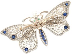 6.25Ct Basaltic Sapphire 0.24Ct Emerald 7.30Ct Diamond 15k Yellow Gold Brooch