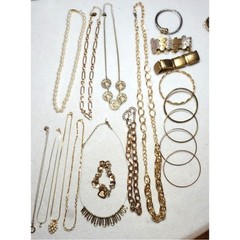 10 Necklaces 9 Bracelets Goldtone Costume Jewelry Lot Y2K Bangles Chains