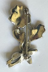1920s style marcasite and silver flower design brooch, 45mm in height