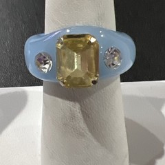 Lucite Plastic Ring Size 7.5