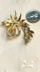 Vintage Art Nouveau Style Beauty Gold Tone Multiple Rhinestones Brooch