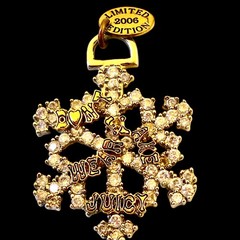 Juicy Couture Limited Edition 2006 Snowflake Charm Crystals DON’T FLAKE WEAR