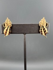 Vintage 14k GF Leaf Climber Earrings Screw Back Designer Signed Brushed Textured
