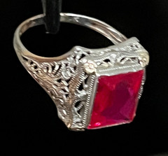 1920’s Art Deco Antique Ruby Ring 14k Two Toned Gold Filigree Shield AMAZING
