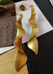 Designer AVON Matte Golden Tone Folded Wavy Metal 2 7/8″ Long Post Earrings!