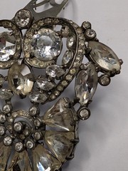 1930’s Eisenberg Original Large 2.75″ wide Sliver Tone Clear Rhinestone Fur Clip
