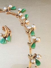 KRAMER VTG Signed Gold Tone Faux Pearl Jade Dangle Branch Link Necklace Earrings