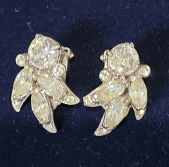 Vintage Eisenberg Ice Brooch Earring Set In Original Box