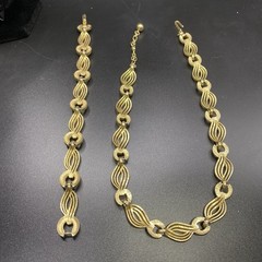 Vintage Crown Trifari Heavy Gold Plate Twisted Ribbon Link Necklace Bracelet Set