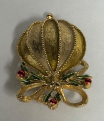 Vintage Metal Christmas Ornament Brooch