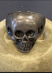 RARE VINTAGE 1940’s-50’s TRUE BIKER BELL TRADING STERLING SILVER SKULL RING