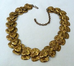 ANTIQUE VINTAGE 1930’s GERMANY LAYERED EMBOSSED LEAVES GOLD VERMEIL NECKLACE